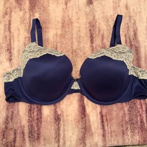 38B Victoria’s Secret lined Demi bra